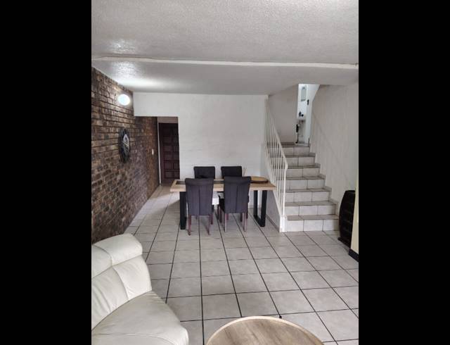 3 BEDROOM APARTMENT FOR SALE IN THE WOLDS